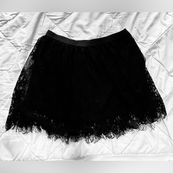 Selena Gomez Dresses & Skirts - Selena Gomez Black Lace Mini Skirt